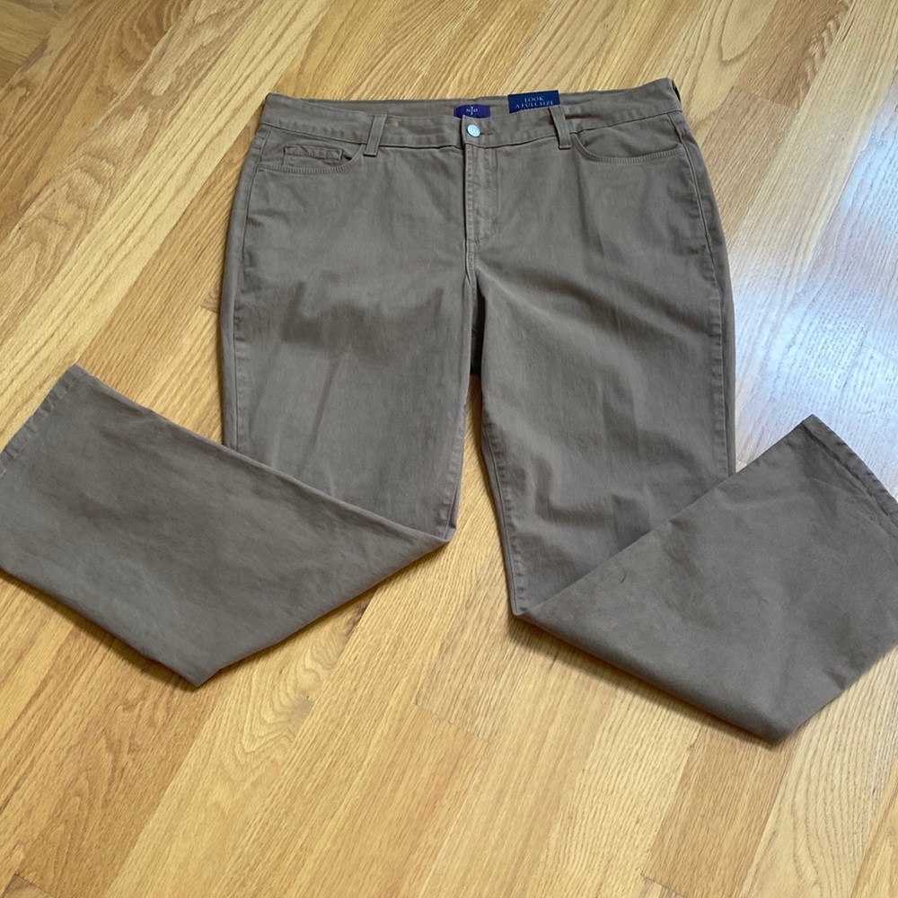 NWT NYDJ brown jeans